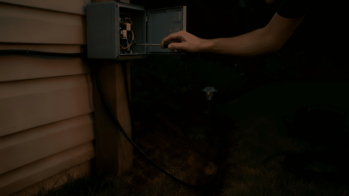 connect the transformer