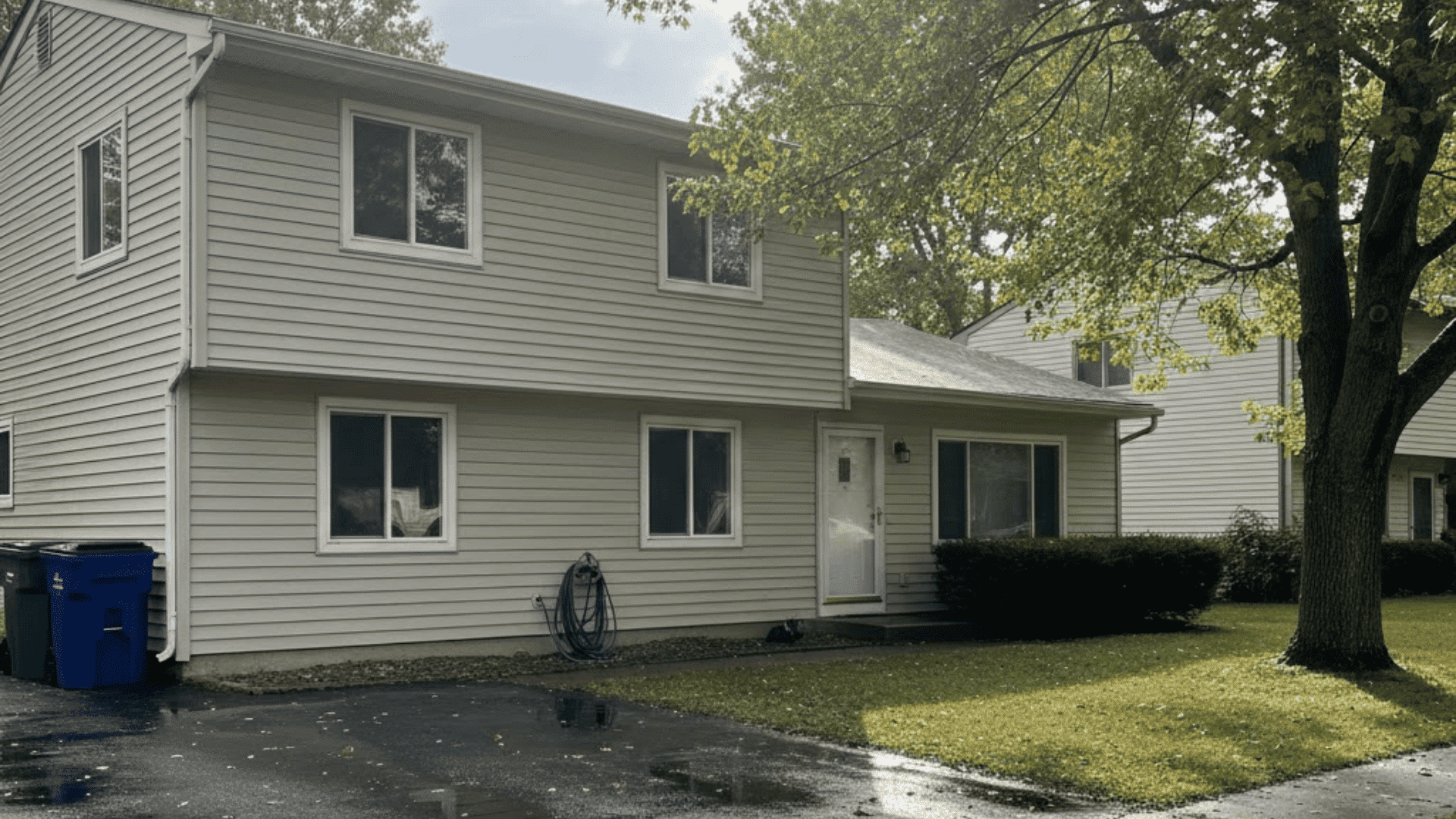 how long does vinyl siding last